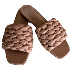Woven Square-Toe Women's Sandal